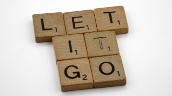 The Let Them Theory: Self-Healing untuk Kamu yang Sering Overthinking!