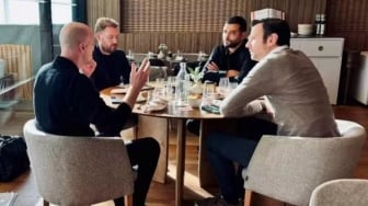 PSSI Sudah Tahu? Jordi Cruyff Diam-diam Negosiasi dengan Ajax di Barcelona