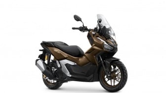 8 Aksesori Resmi Honda ADV160: Rincian Lengkap Biar Tampilan Makin Garang saat Liburan