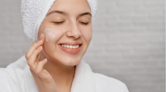 5 Moisturizer Korea untuk Ibu Rumah Tangga Usia 40-an, Wajah Jadi Lembap dan Glowing