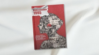 Romansa dan Luka Masa Lalu dalam Novel Reuni Berdarah 1995