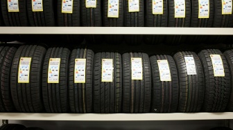 15 Merek Ban Mobil Terbaik 2025 Sesuai Kategori Dompet Karyawan hingga Pejabat