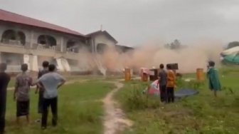 Asrama Pesantren di Bireuen Ambruk Akibat Longsor