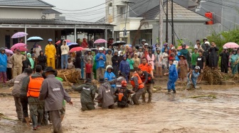 5 Orang Tewas Diterjang Banjir Kota Padang, Korban Terbanyak di Perumahan Elit!