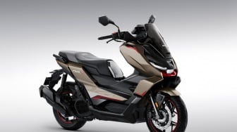 NMAX dan PCX Waspada, Skutik Premium untuk Kaum Mendang-mending yang Ingin Fitur Sultan Harga Teman