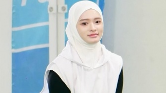 Inara Rusli Akhirnya Muncul, Netizen Berbondong-bondong Jadi Pakar Gestur Dadakan