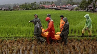 Kronologi Korban Selamat dari Banjir Bandang Agam Meninggal, Tolak Dievakuasi Walau Dibujuk Tim SAR