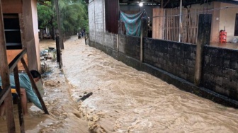 Update Bencana Sumatera: 72 Orang Tewas, Ribuan Warga Mengungsi di Aceh, Sumut dan Sumbar