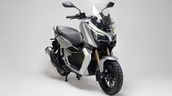 QJMOTOR Lengkapi Varian Skutik Petualang 250 cc, 'Goyang' Dominasi Yamaha XMAX