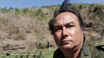 Profil Ecky Lamoh: Vokalis Edane, Diskografi Musisi Rock Legendaris