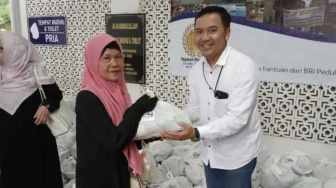 BRI Peduli Salurkan Ribuan Paket Sembako untuk Masyarakat di Gunung Putri