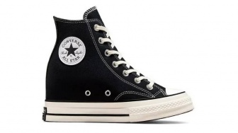 7 Sepatu Converse Diskon 70% di Sports Station, Mulai Rp200 Ribuan!