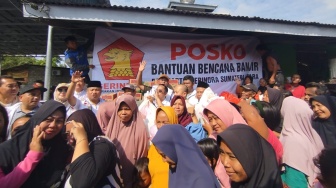 Gerindra Sumut Bagikan 1.000 Paket Sembako untuk Korban Banjir di Langkat