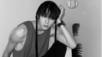 4 Ide Fashion Zhou Yiran: Effortlessly Stylish dengan Clean Look