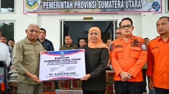 Gubernur Khofifah Bantu Rp 5 Miliar untuk Korban Bencana di Sumut