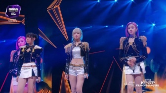5 Momen Menarik MAMA 2025, Babymonster Nyanyikan Lagu 'Golden' Paling Viral
