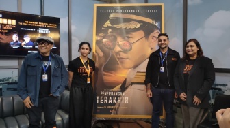 Aghniny Haque Tunjukkan Bagaimana Cinta Bisa Menghancurkan Lewat Film Penerbangan Terakhir