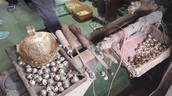 Kerajinan Kuningan dari Ngawen Sleman: Suara Klinting yang Jadi Rujukan Pelaku Seni