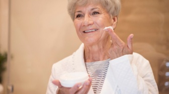 5 Moisturizer dengan Kolagen agar Kulit Tetap Elastis dan Muda