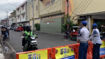 Jeritan Ojol di Uji Coba Malioboro: Jalan Kaki Demi Sesuap Nasi, Motor Terancam Hilang