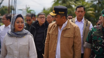 Curhat Wagub Sumbar ke Titiek Soeharto Saat Kunjungi Korban Banjir Bandang, Warga Krisis Air Bersih!