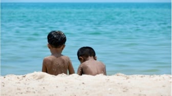 Benteng Terakhir Pesisir: Mengapa Zona < 1 Mil Harus Dilindungi Total