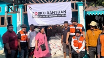 PSI Salurkan Bantuan Darurat untuk Warga Terdampak Banjir di Langkat