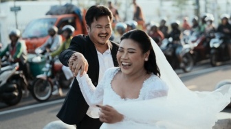 Pergi ke Mall Bukan untuk Shopping, Suami Boiyen Pilih Ajaknya ke Toko Buku