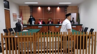 Tok! Mahasiswa Untirta Perusak Pos Polisi Divonis 3 Bulan Penjara