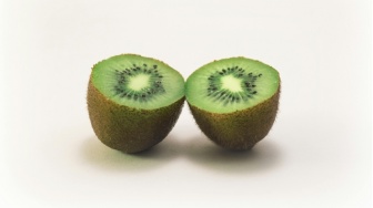 Buah Kiwi, Kunci Rahasia Meringankan Sembelit dan Memperbaiki Pencernaan
