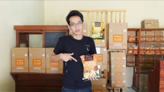 Lion Parcel Bikin UMKM Pempek Palembang Melesat, Pengiriman ke Seluruh Indonesia Makin Mudah