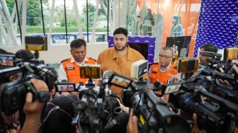 Hati Ivan Gunawan Tergerak, Salurkan Rp150 Juta untuk Korban Banjir Sumatera Lewat Mandjha Hijab