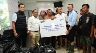 Percepat Pemulihan Warga Terdampak Bencana di Sumut-Sumbar, BRI Peduli Salurkan Bantuan