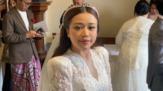 Gaun Pengantin Brisia Jodie Ternyata Terinspirasi Gaya Kate Middleton