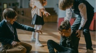 Bullying: Beda Sikap Masyarakat Antara Korban dan Pelaku Perundungan