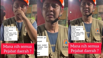 Petugas BPBD Aceh Tahan Tangis saat Akui Tak Kuat Lagi Angkut Jenazah