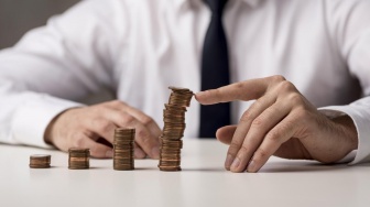 3 Zodiak yang Akan Mendapat Kesuksesan Finansial Besar Mulai 4 Desember 2025