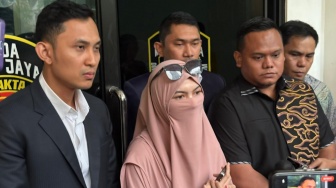 Wardatina Mawa Mantap Cerai Usai Bongkar Dugaan Perselingkuhan Suami dengan Inara Rusli