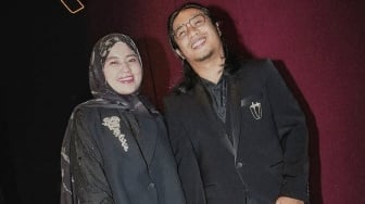 Mengenal Ayi Qorry, Istri Praz Teguh yang Ikut Salurkan Bantuan untuk Korban Banjir Sumatra