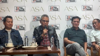 Johan Budi Dukung Abolisi dan Amnesti Tom Lembong - Ira Puspadewi, Tapi Kritisi Untuk Hasto
