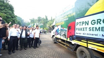 Mentan Amran Lepas 207 Truk Logistik ke Sumatra, Angkut Migor, Susu Hingga Beras