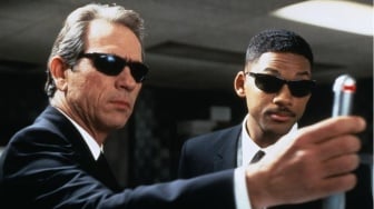 Sony Pictures Kembangkan Film Men in Black Baru, Will Smith Kembali Gabung?