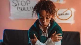Learned Helplessness: Saat Korban Bullying Sulit Melawan, Stop Menghakimi!