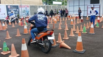 4 Tips Kurir Motor Bawa Paket, Aman Sampai Tujuan Rejeki Makin Lengket