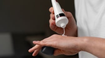 5 Body Lotion dengan Glutathione Terbaik untuk Mencerahkan Kulit Kusam