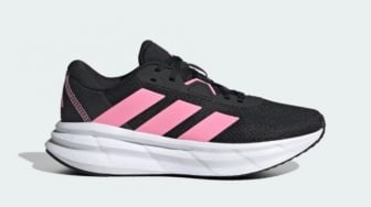 8 Sepatu Lari Adidas yang Diskon 50 Persen di Toko Resmi Shopee, Mulai Rp300 Ribuan Dijamin Ori!