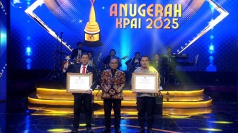 Kapolres Labusel Raih Penghargaan Penegak Hukum Peduli Anak pada Anugerah KPAI 2025