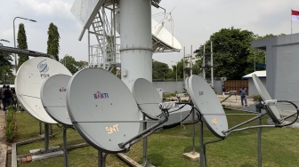 Bencana Banjir Sumatra, BAKTI Komdigi Sediakan 18 Akses Internet dari Satelit Satria-1