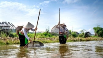Nasib Malang Perempuan Nelayan: Identitas Hukum yang Tak Pernah Diakui