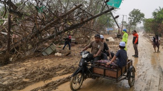 Suasana Pasca Banjir Bandang di Sumatera